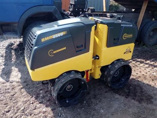 Траншейный каток «Bomag 8500»