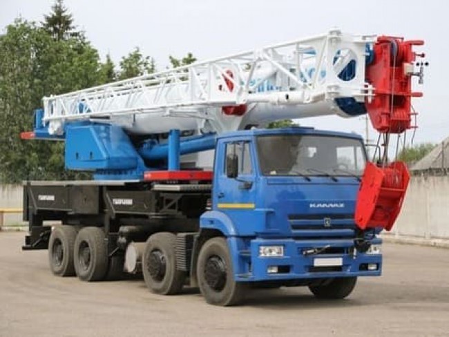 Автокран 50 тонн «Галичанин»